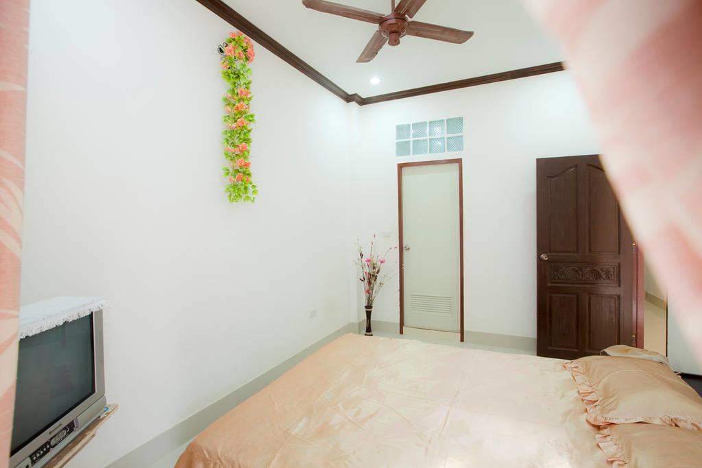 New Era Guesthouse Phuket Εξωτερικό φωτογραφία